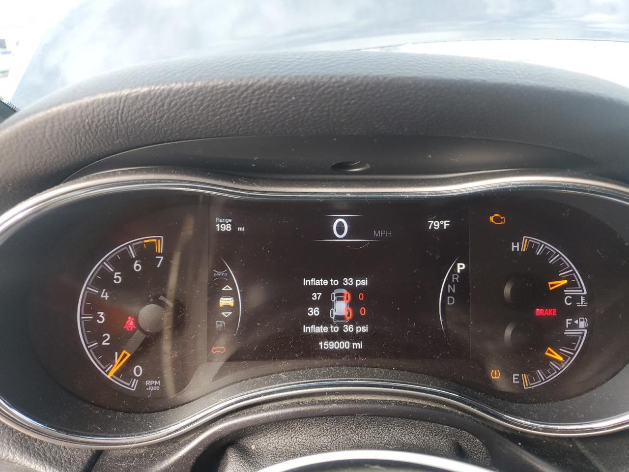 2018 Jeep Cherokee - zdjęcie 9