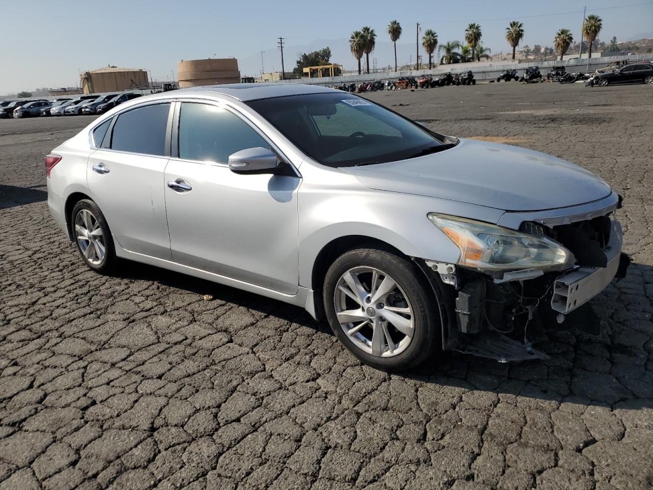 2013 Nissan Altima - zdjęcie 4