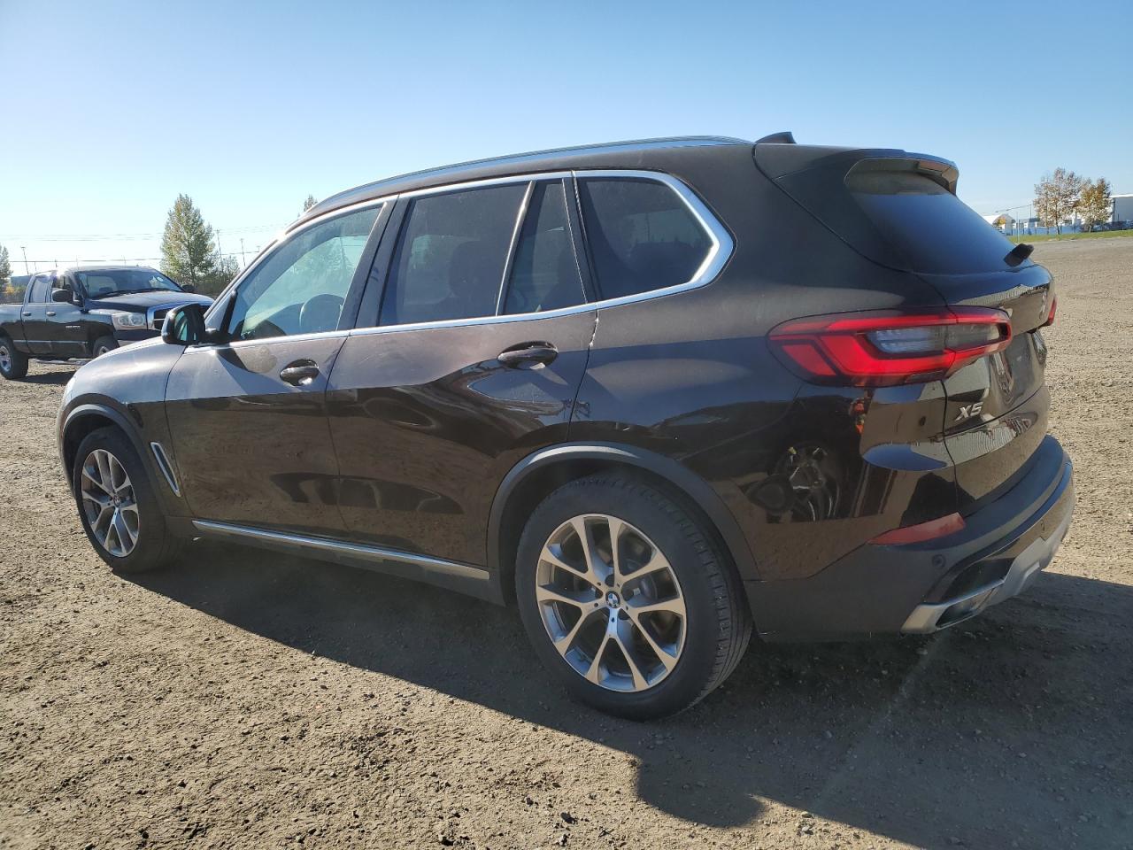 2019 BMW X5 xDrive40I - zdjęcie 2