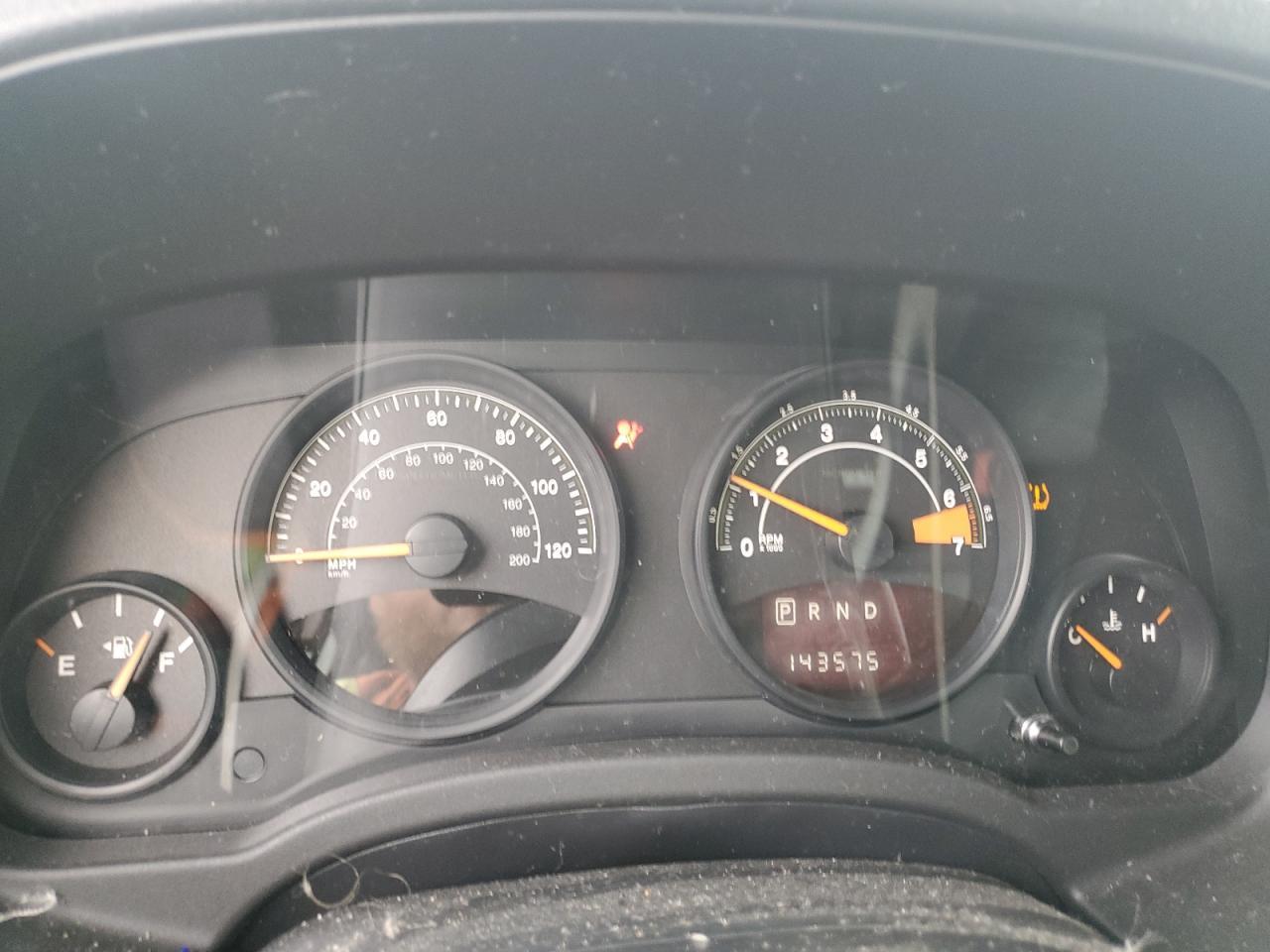 2015 Jeep Patriot Latitude - zdjęcie 9