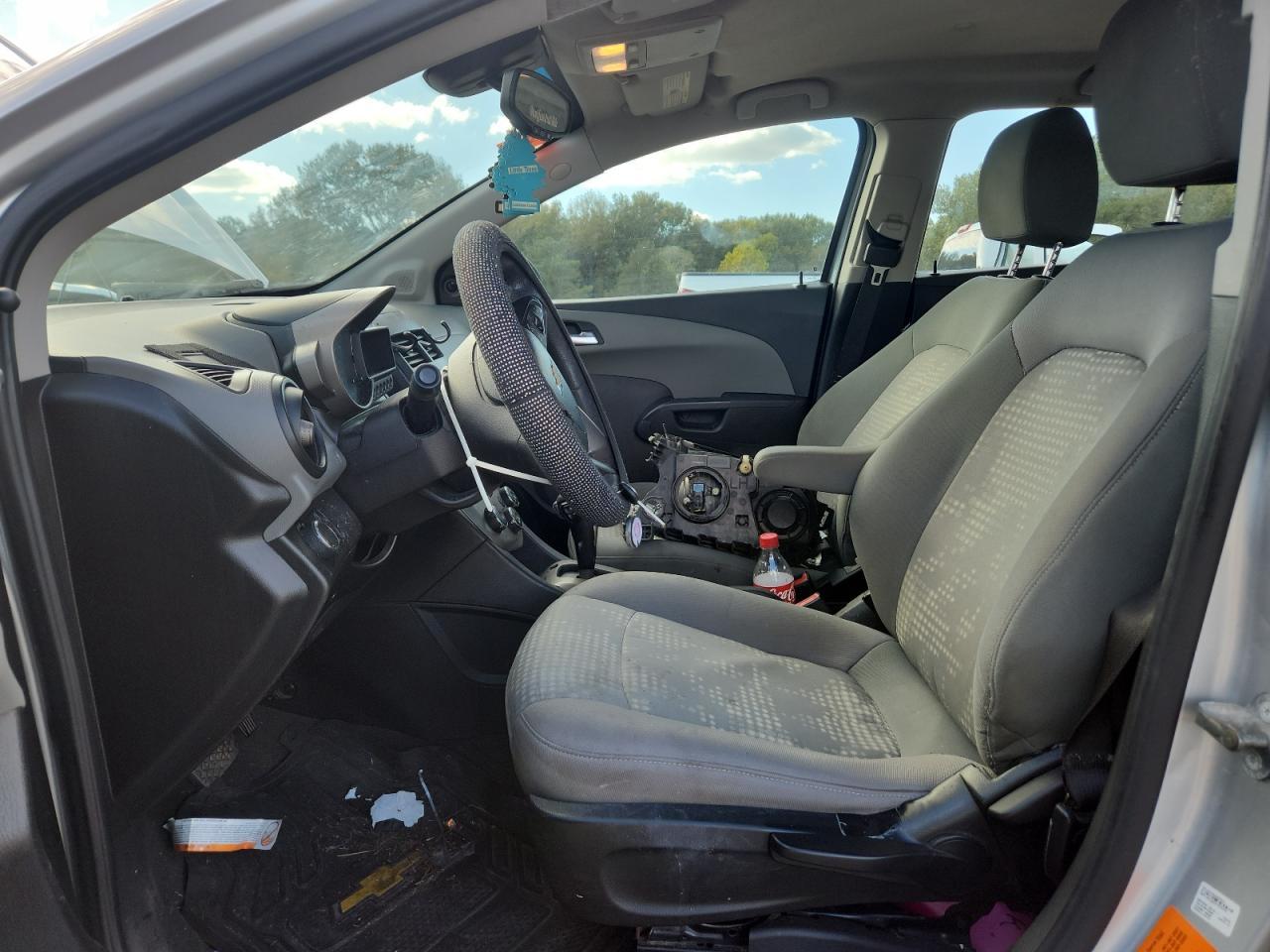 2013 Chevrolet Sonic Ls - zdjęcie 7