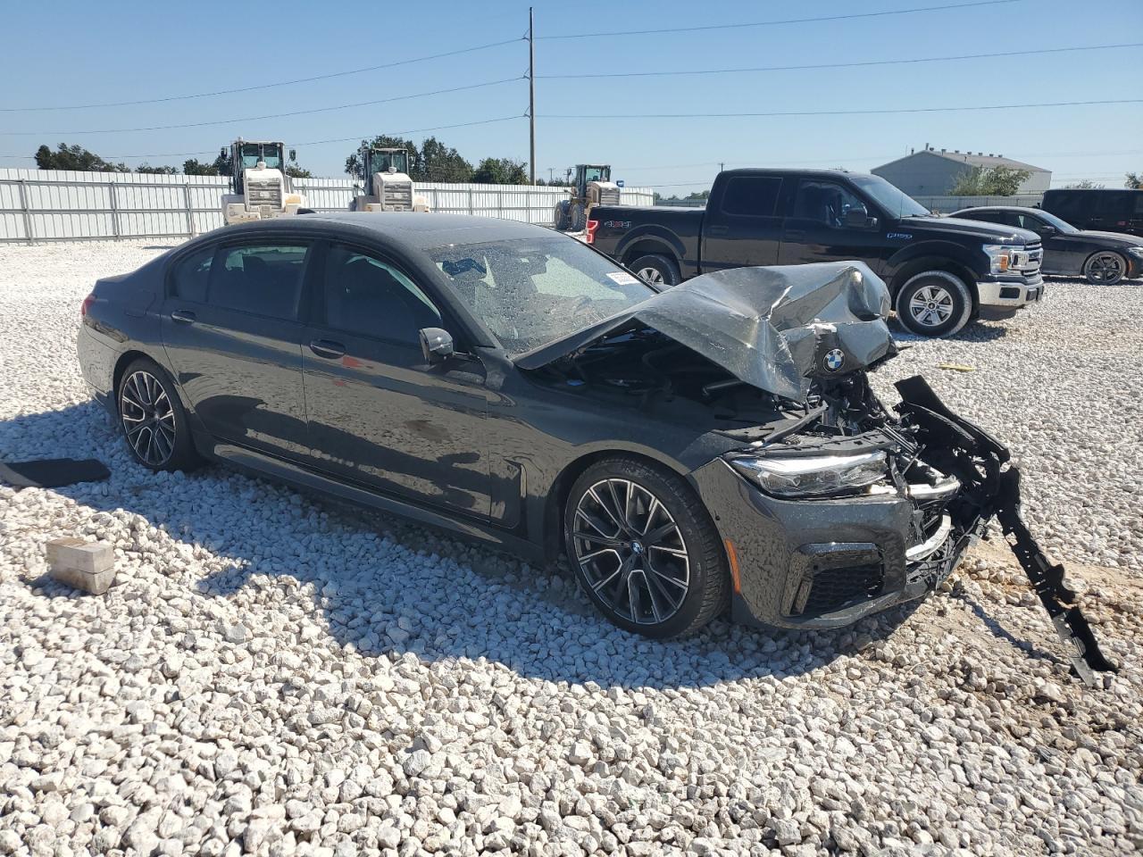 2022 BMW 740 I - zdjęcie 4