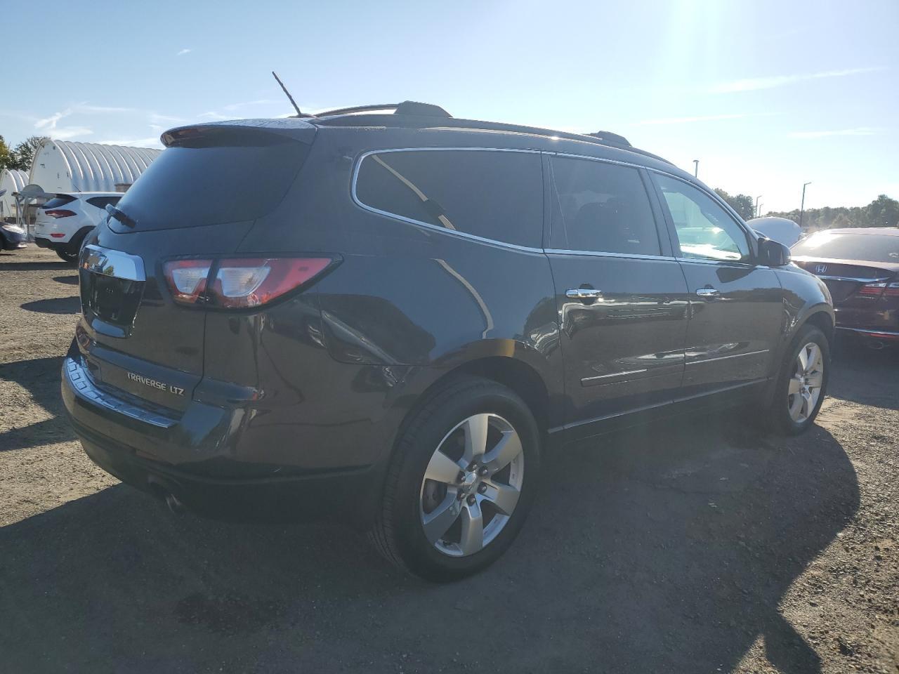 2015 Chevrolet Traverse Ltz - zdjęcie 3