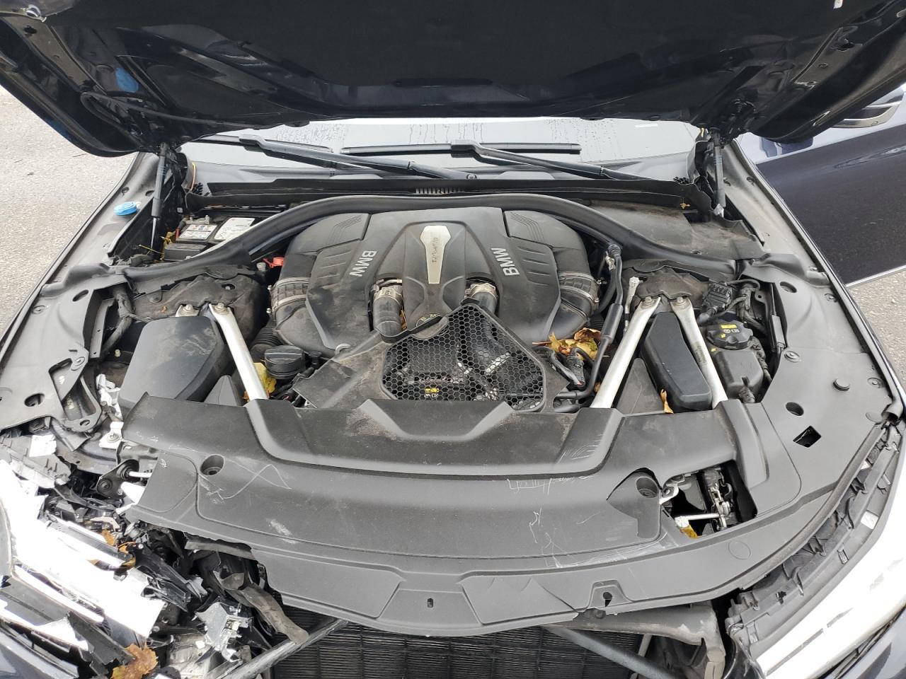 2019 BMW Seria 7 - zdjęcie 11