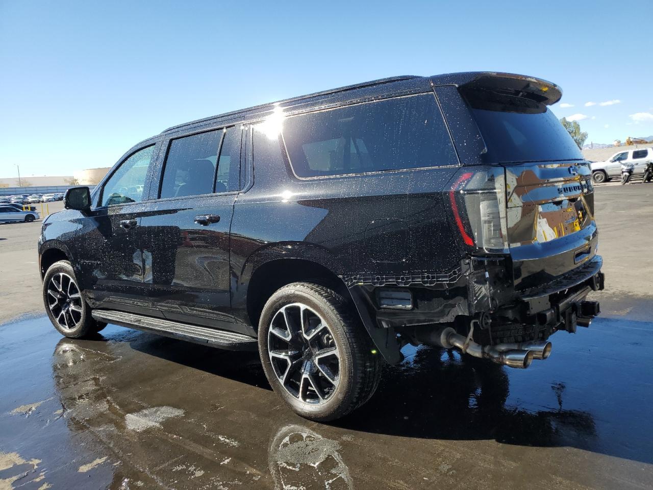 2025 Chevrolet Suburban K1500 Rst - zdjęcie 2