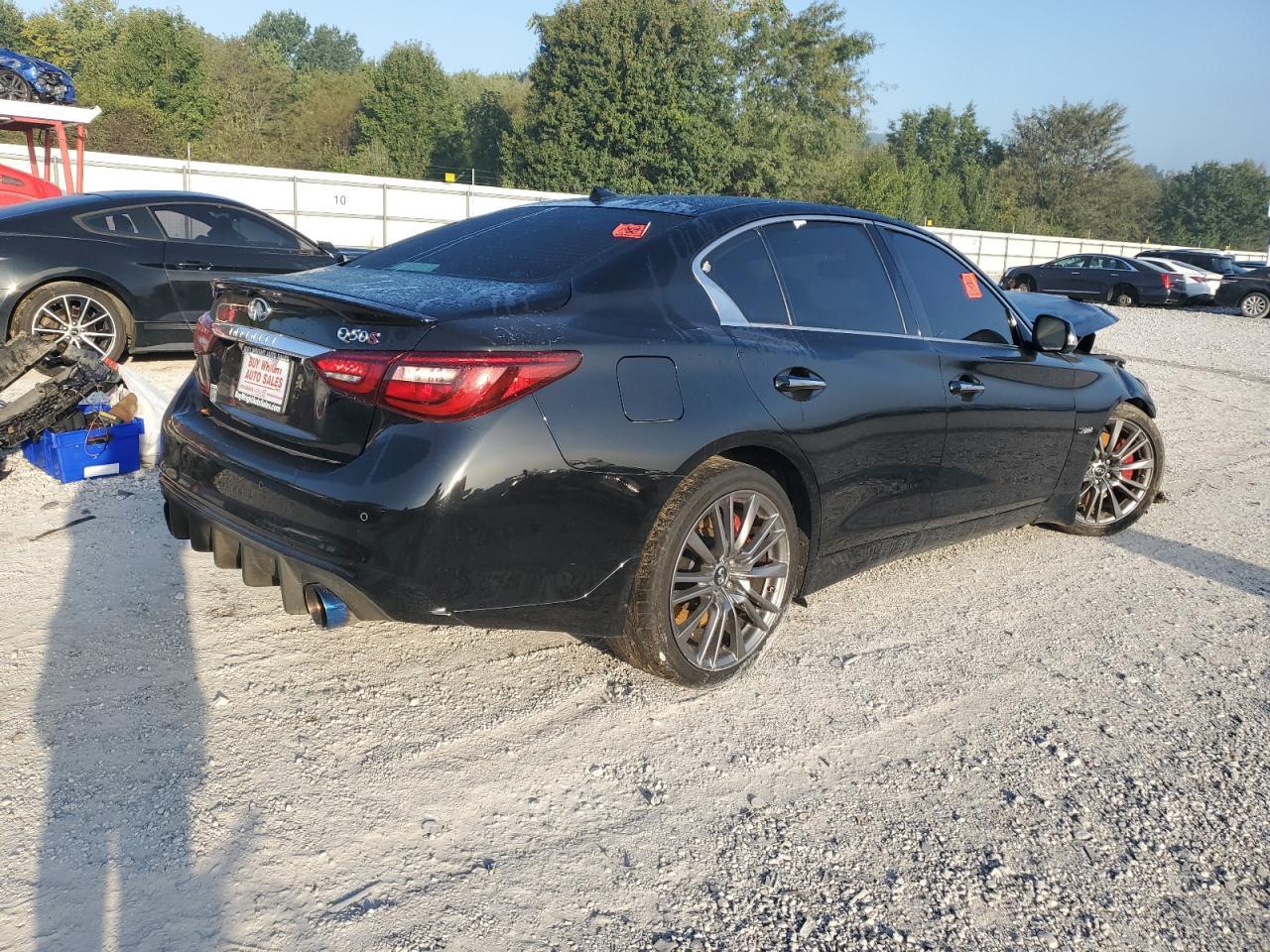 2018 Infiniti Q50 Red Sport 400 - zdjęcie 3
