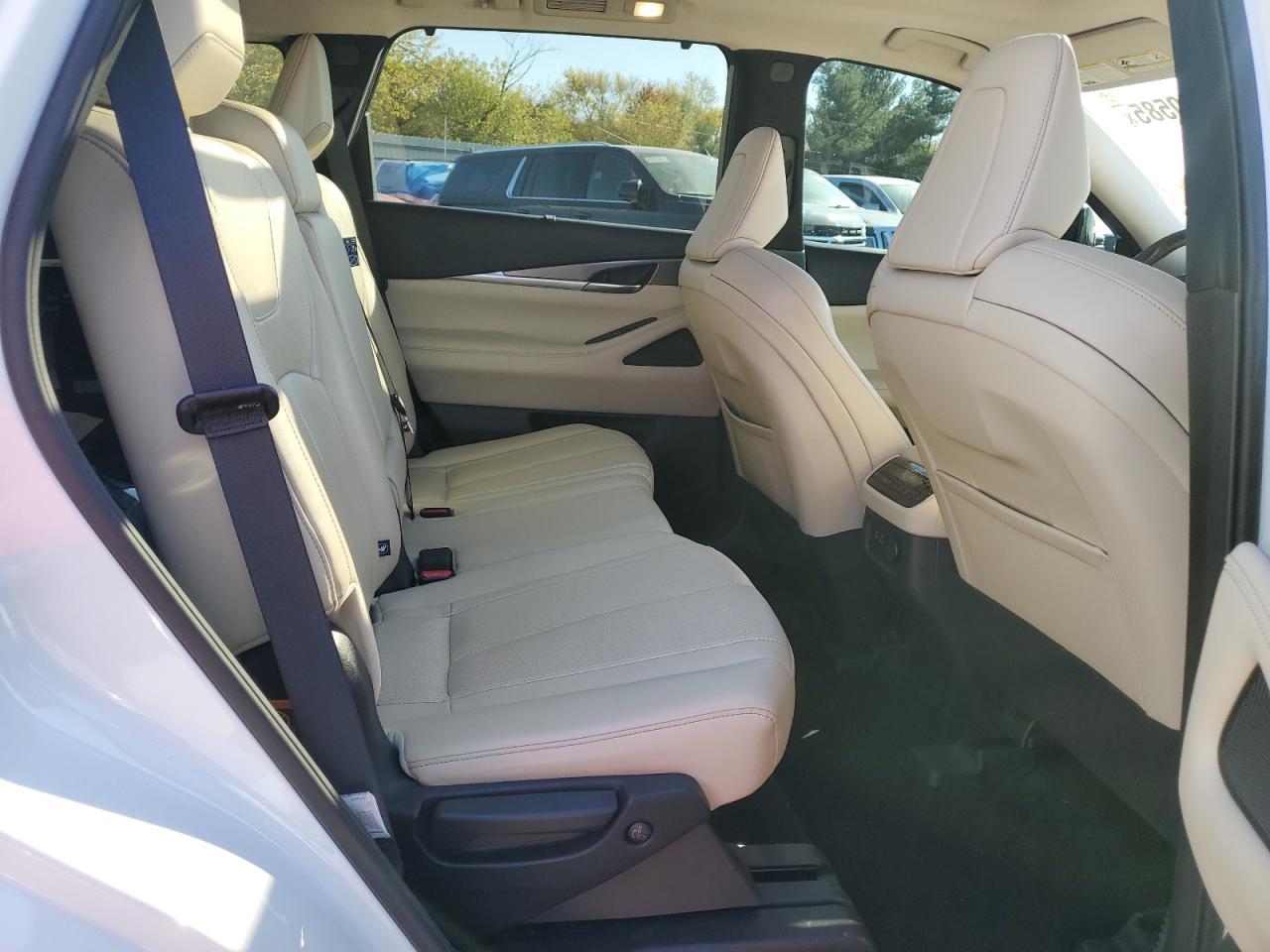 2023 Infiniti QX60 - zdjęcie 11