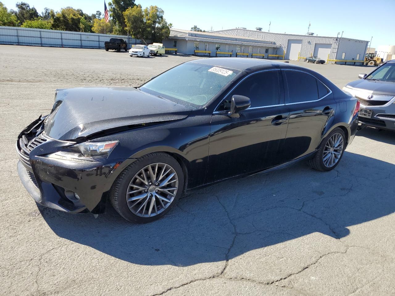 2015 Lexus IS - zdjęcie główne