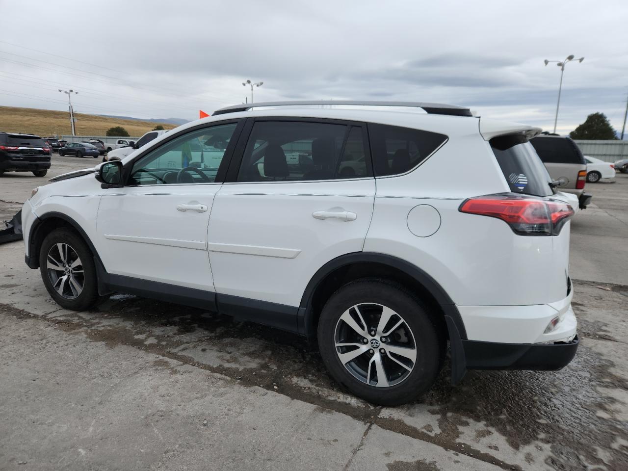 2017 Toyota Rav4 Xle - zdjęcie 2