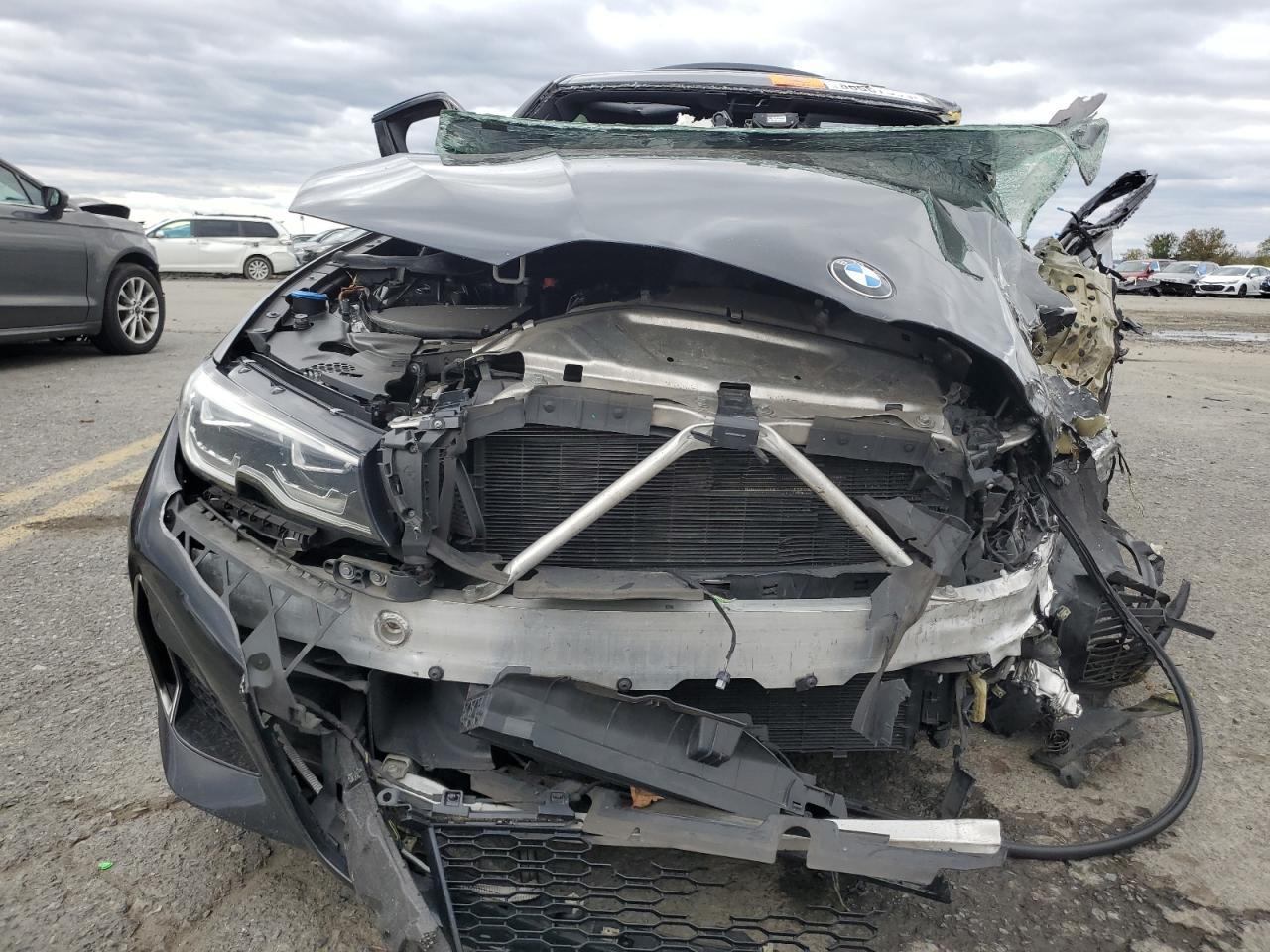 2020 BMW Seria 3 - zdjęcie 5