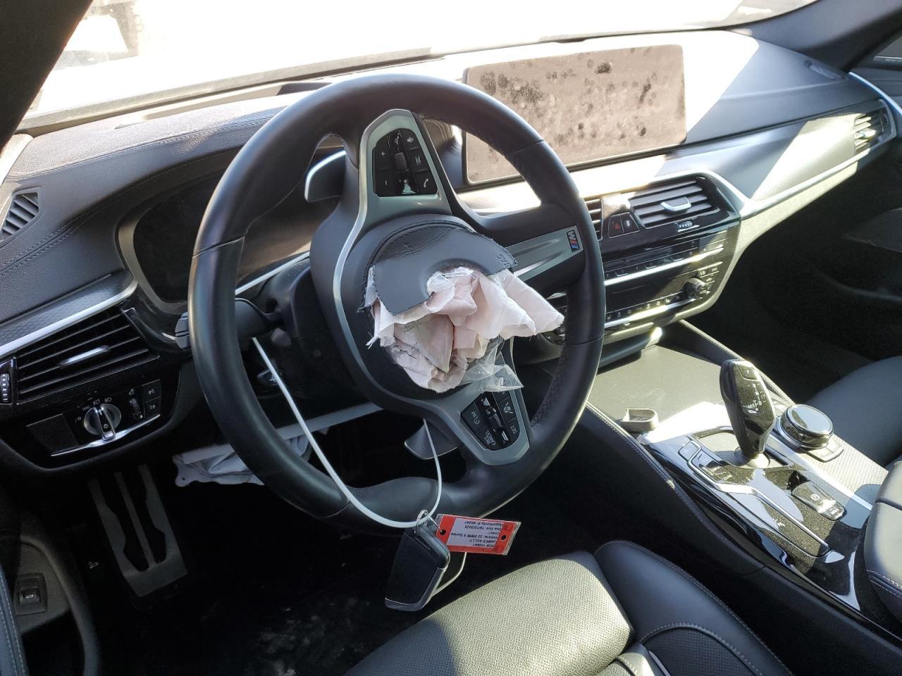 2022 BMW Motorrad M550Xi - zdjęcie 8