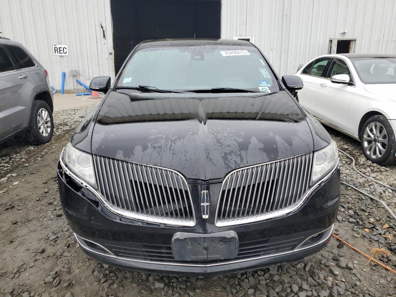 2016 Lincoln Mkt - zdjęcie 5
