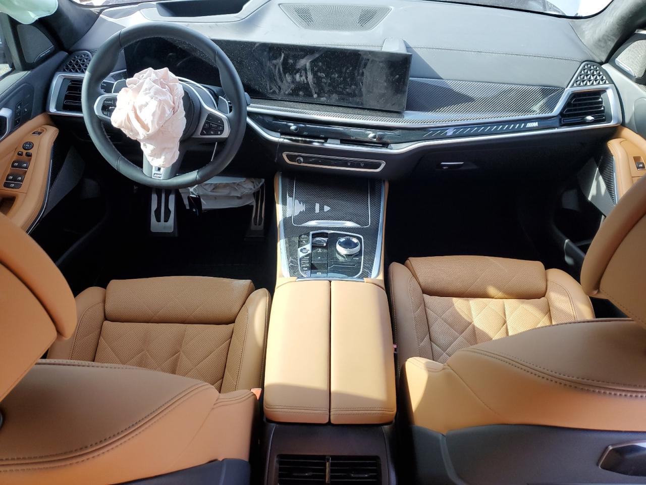 2026 BMW X5 - zdjęcie 8