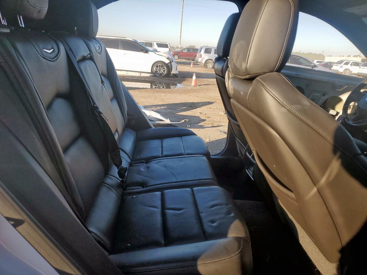 2019 Cadillac XT4 - zdjęcie 10