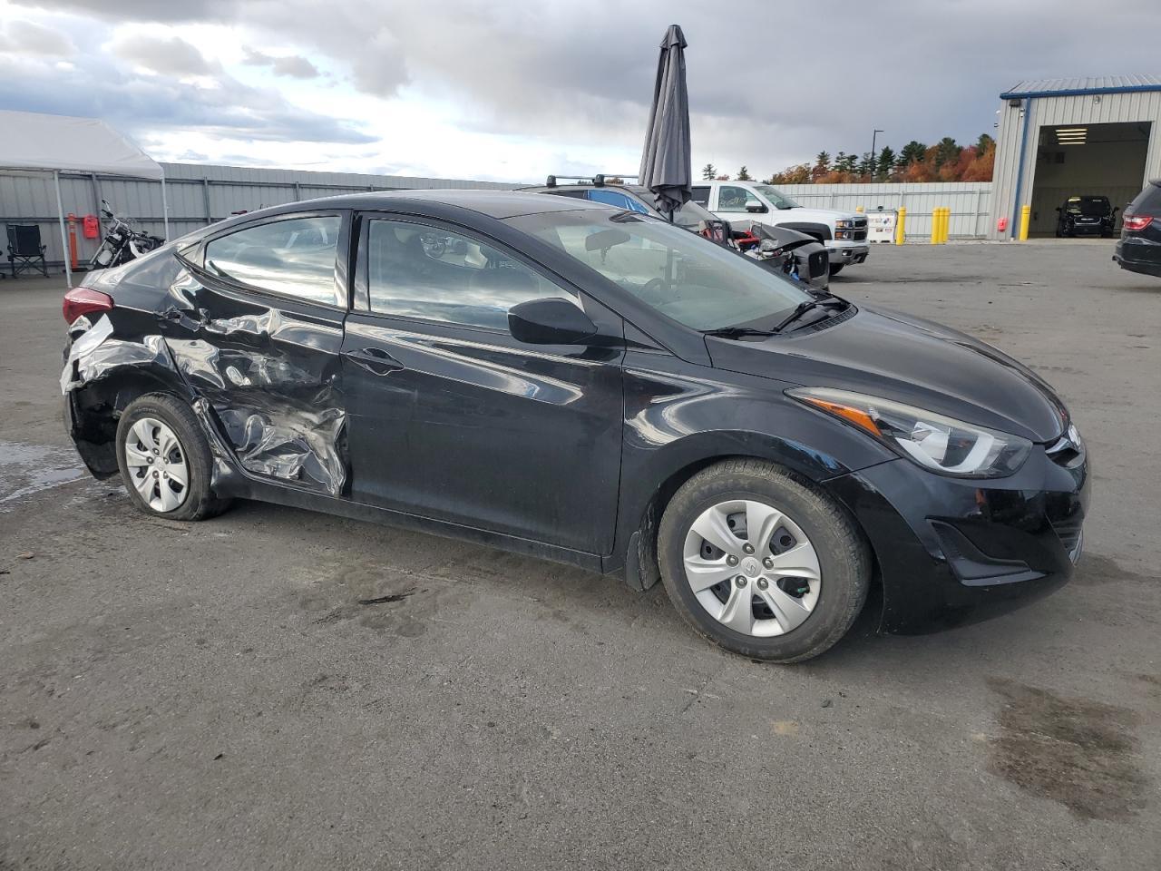 2016 Hyundai Elantra Se - zdjęcie 4