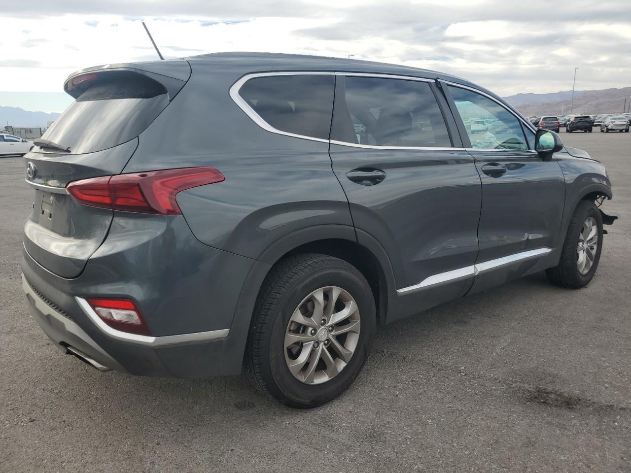 2020 Hyundai Santa Fe - zdjęcie 3