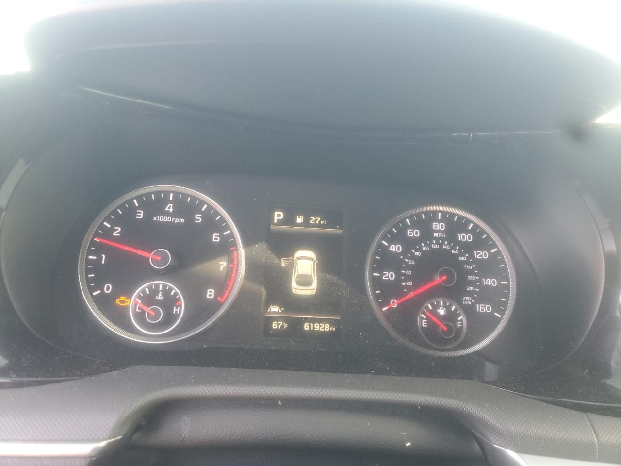 2022 Kia K5 - zdjęcie 9