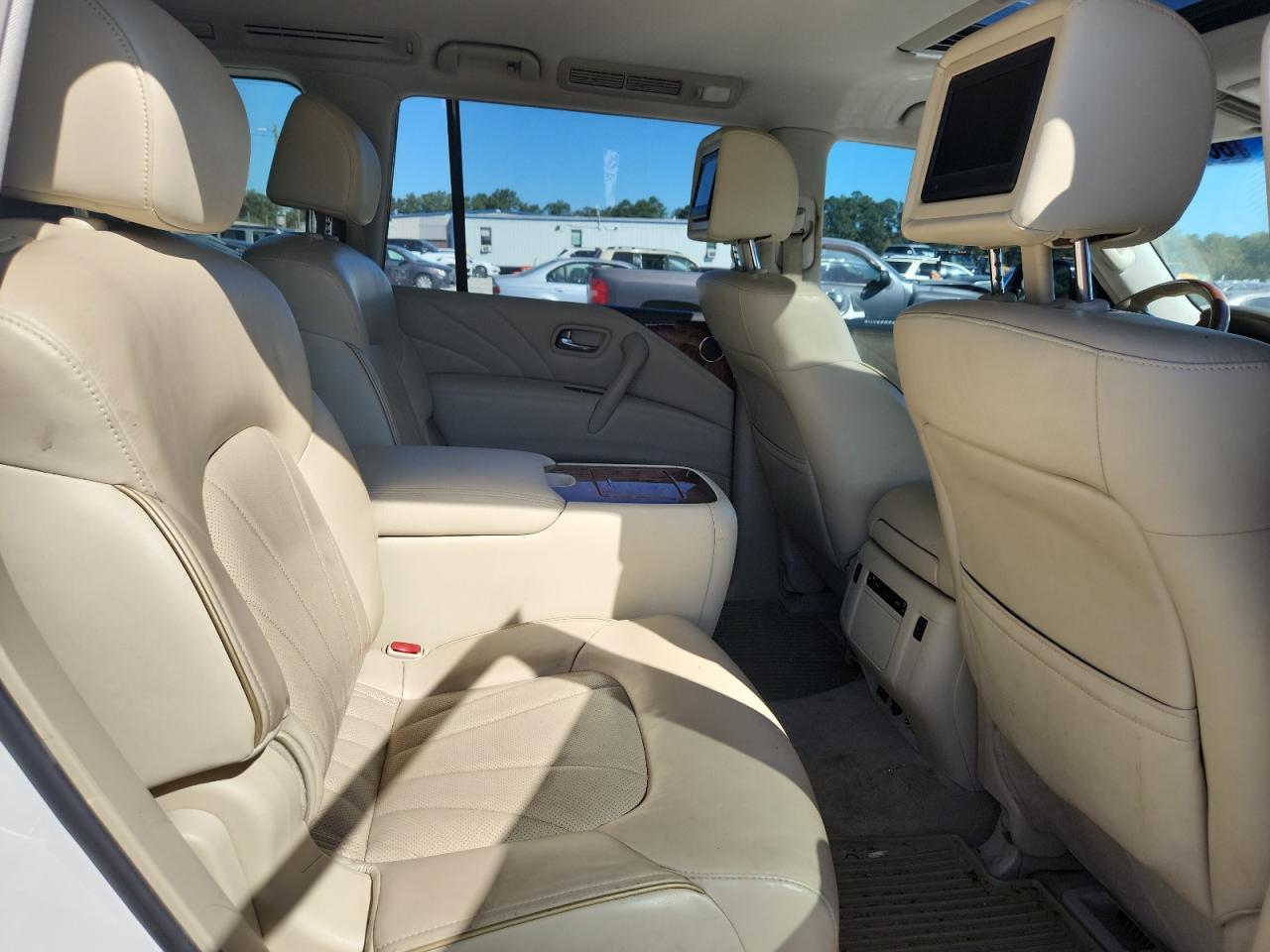 2016 Infiniti Qx80 - zdjęcie 11