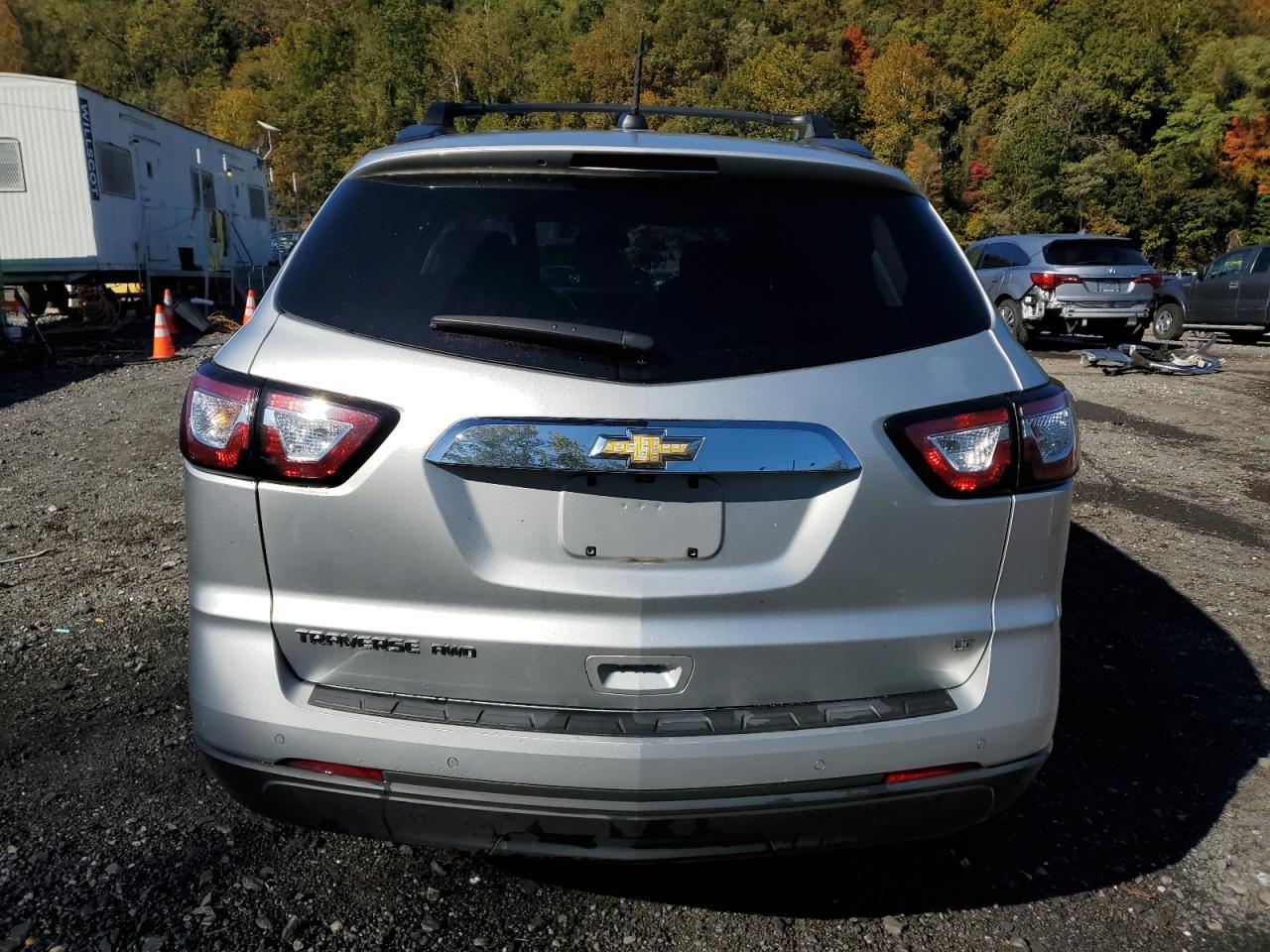 2017 Chevrolet Traverse - zdjęcie 6