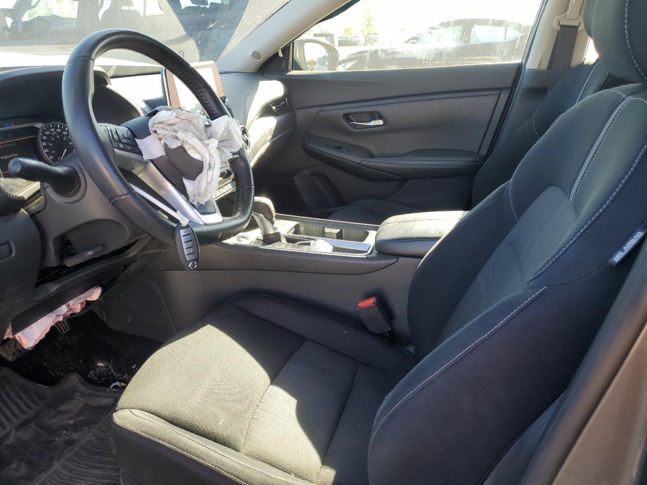 2020 Nissan Sentra Sv - zdjęcie 7