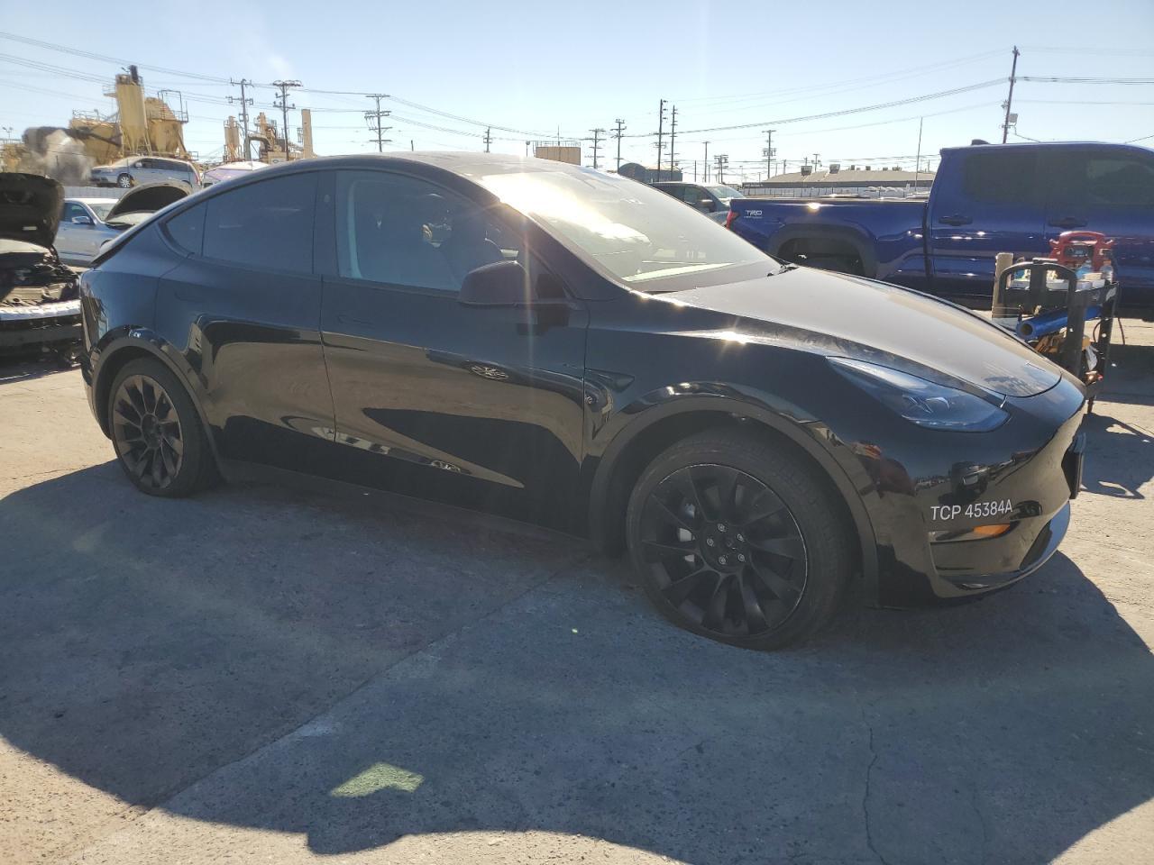 2024 Tesla Model Y - zdjęcie 4