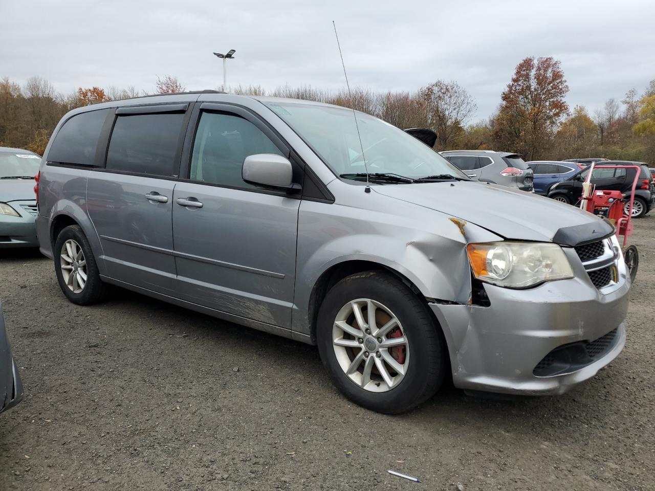 2013 Dodge Grand Caravan Sxt - zdjęcie 4