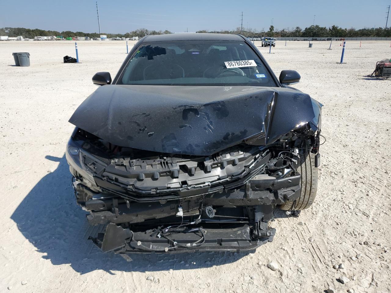 2025 Toyota Camry - zdjęcie 5