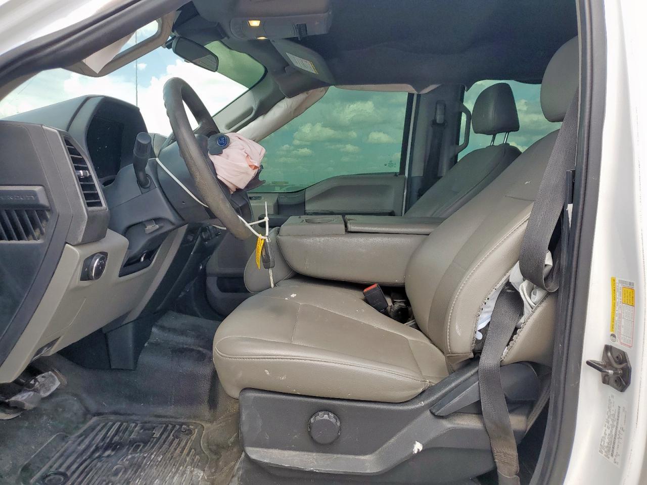 2022 Ford F250 - zdjęcie 7