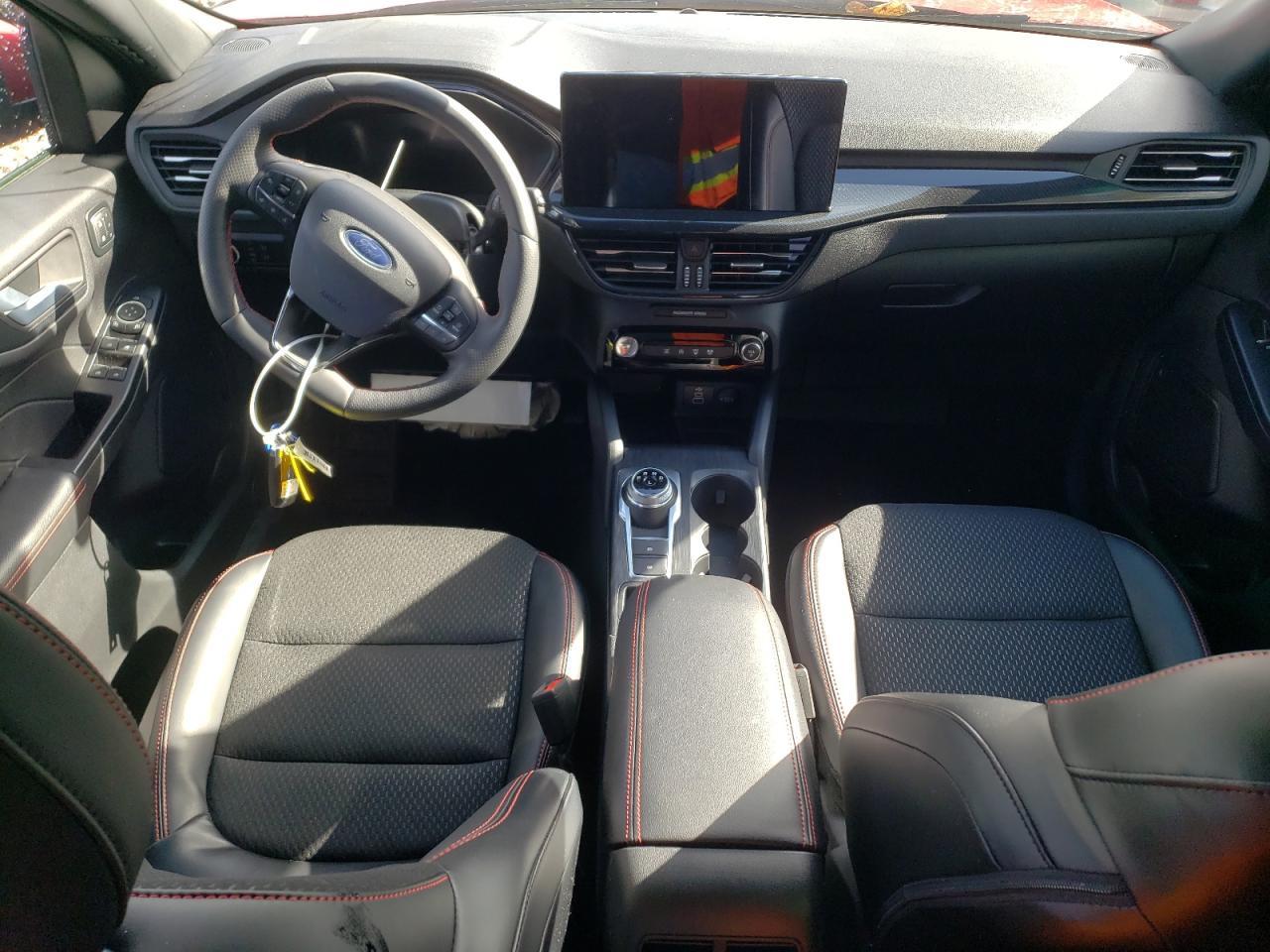 2025 Ford Escape St Line Elite - zdjęcie 8