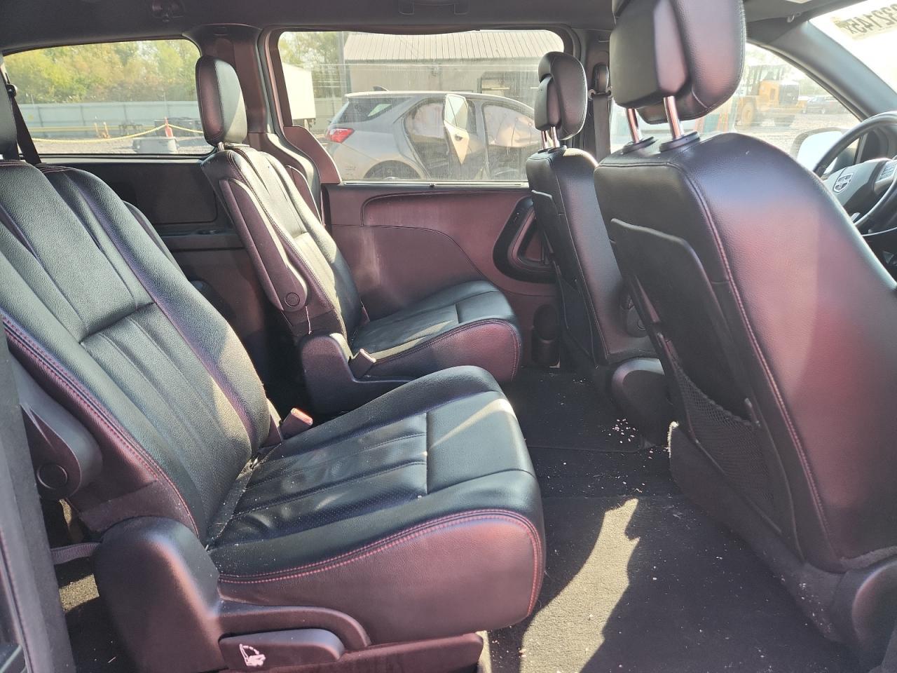 2019 Dodge Caravan - zdjęcie 11
