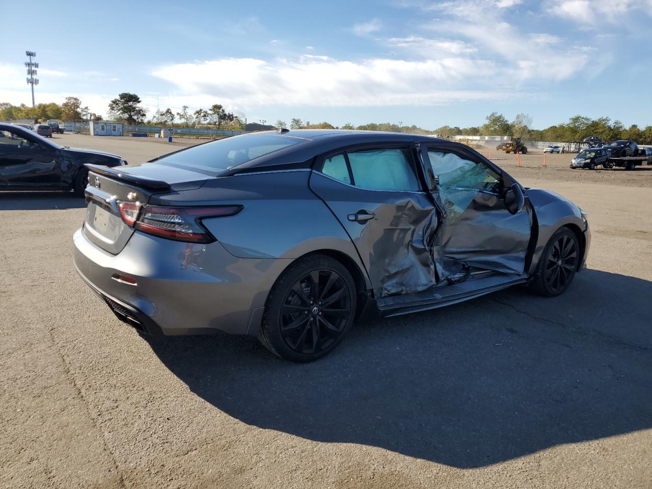 2019 Nissan Maxima - zdjęcie 3