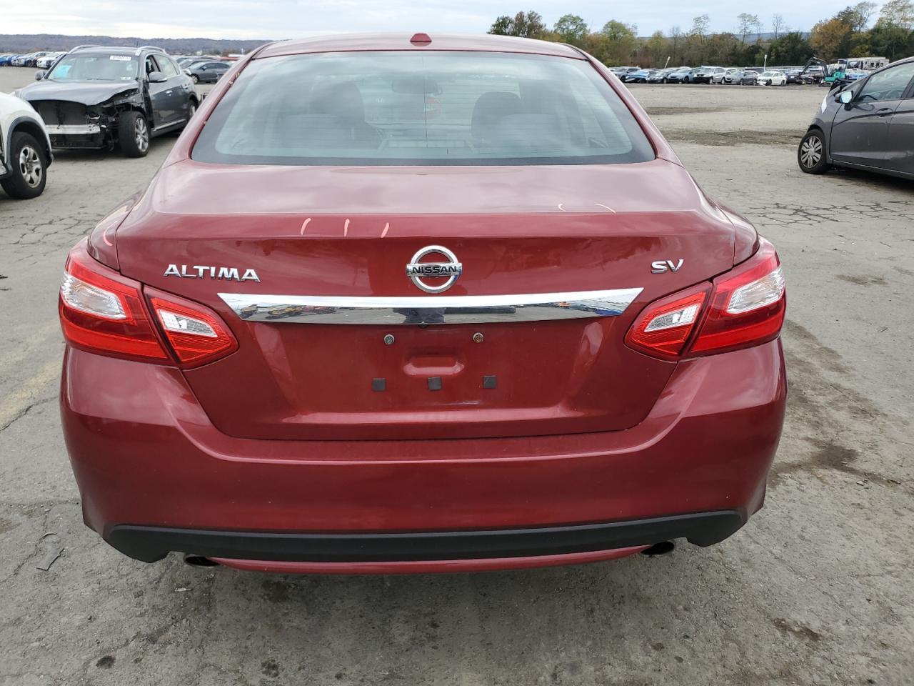 2017 Nissan Altima - zdjęcie 6