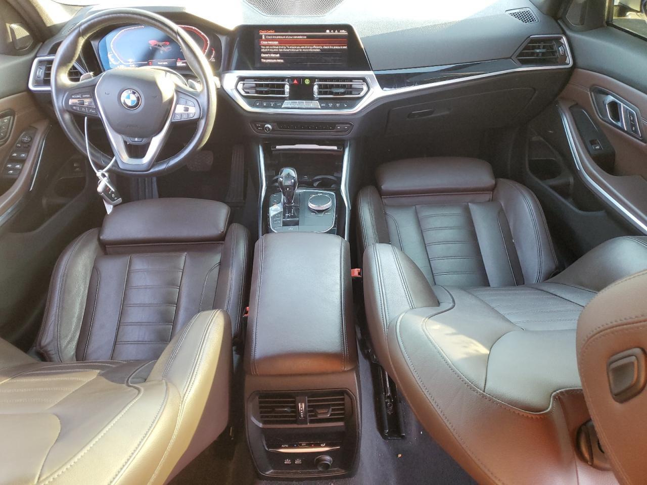2019 BMW 330I - zdjęcie 8