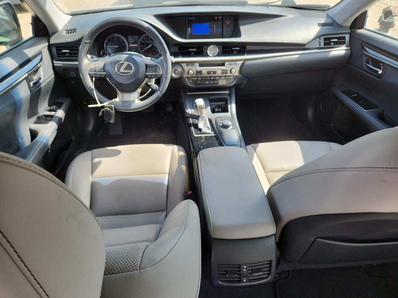 2017 Lexus ES - zdjęcie 8