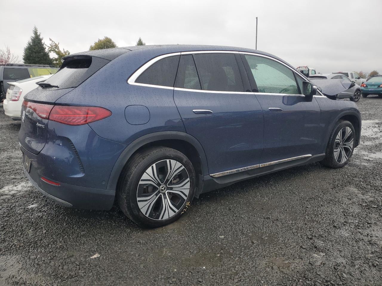 2023 Mercedes-Benz Eqe Suv 350 4Matic - zdjęcie 3