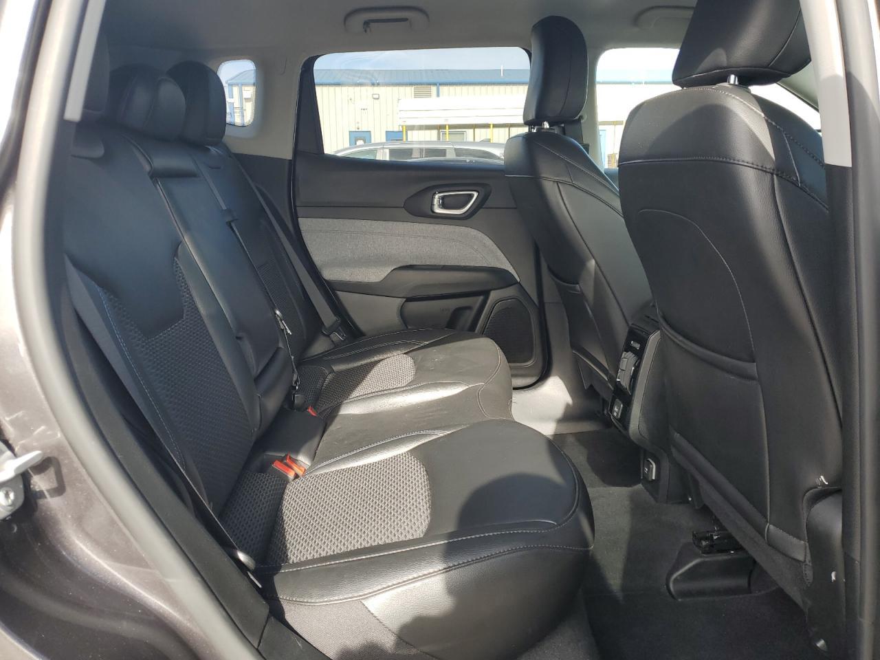 2022 Jeep Compass - zdjęcie 11