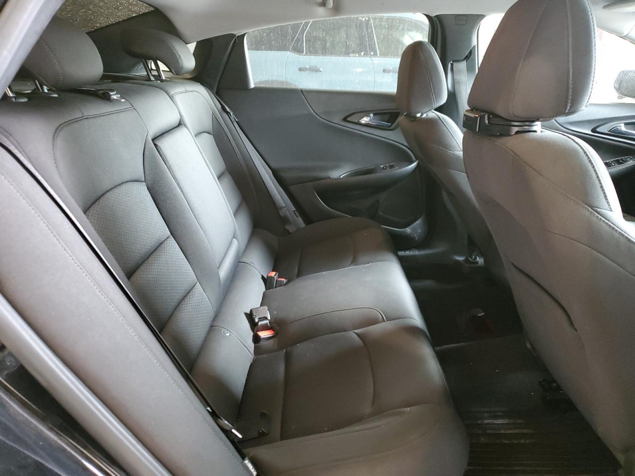 2018 Chevrolet Malibu Ls - zdjęcie 10