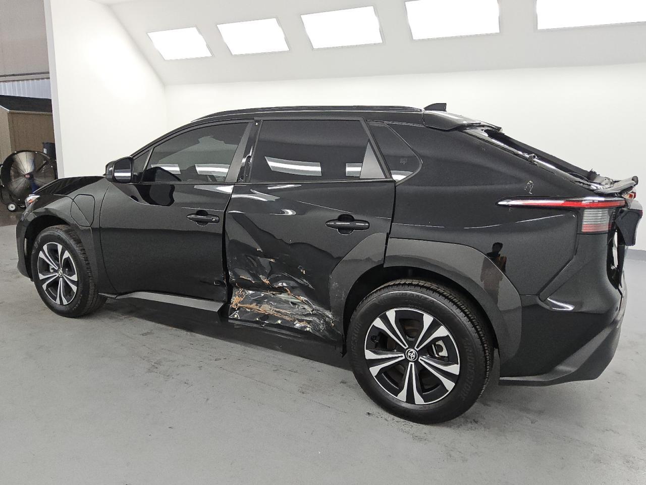 2024 Toyota Bz4X Xle - zdjęcie 2