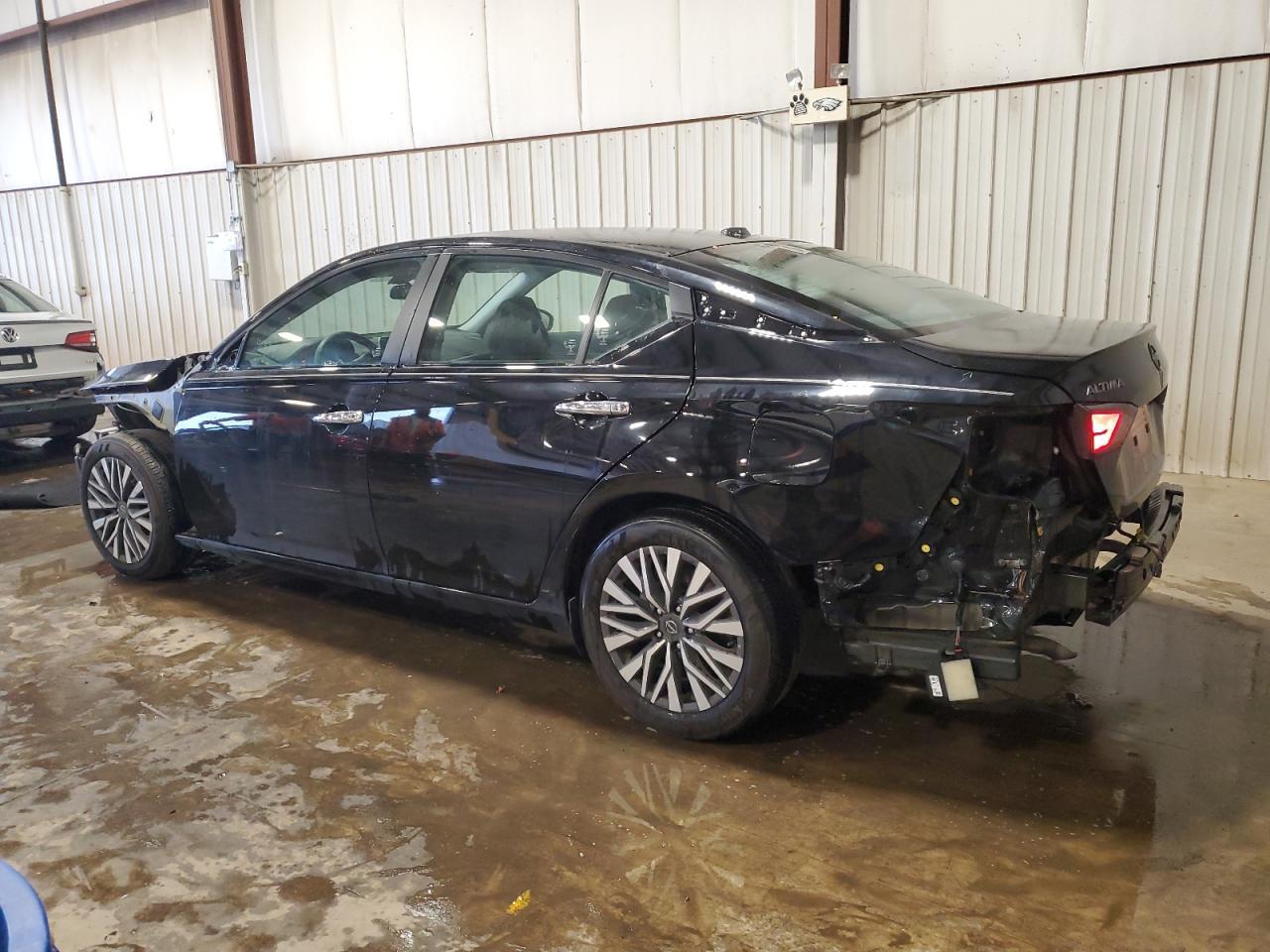 2024 Nissan Altima - zdjęcie 2