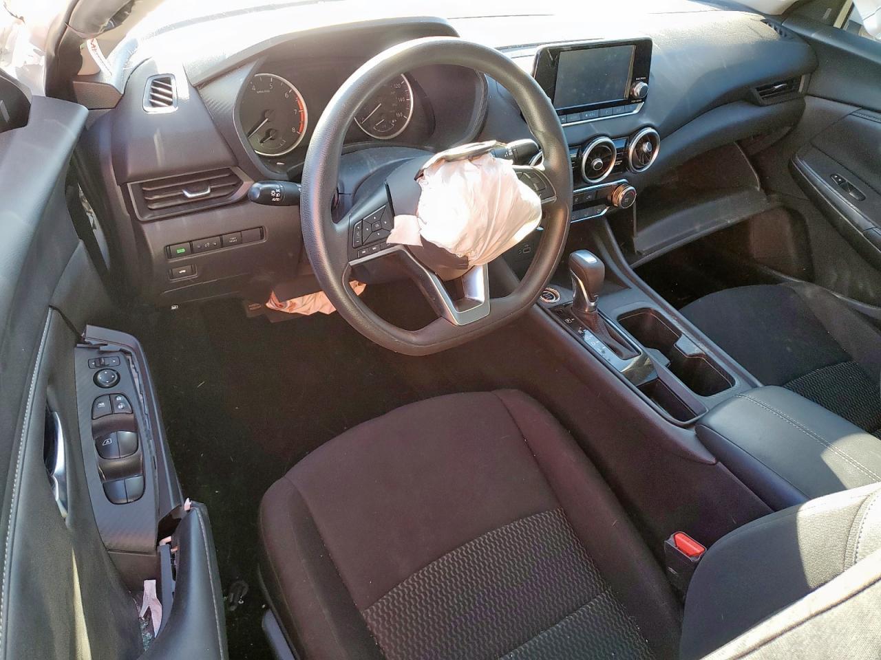 2023 Nissan Sentra - zdjęcie 8