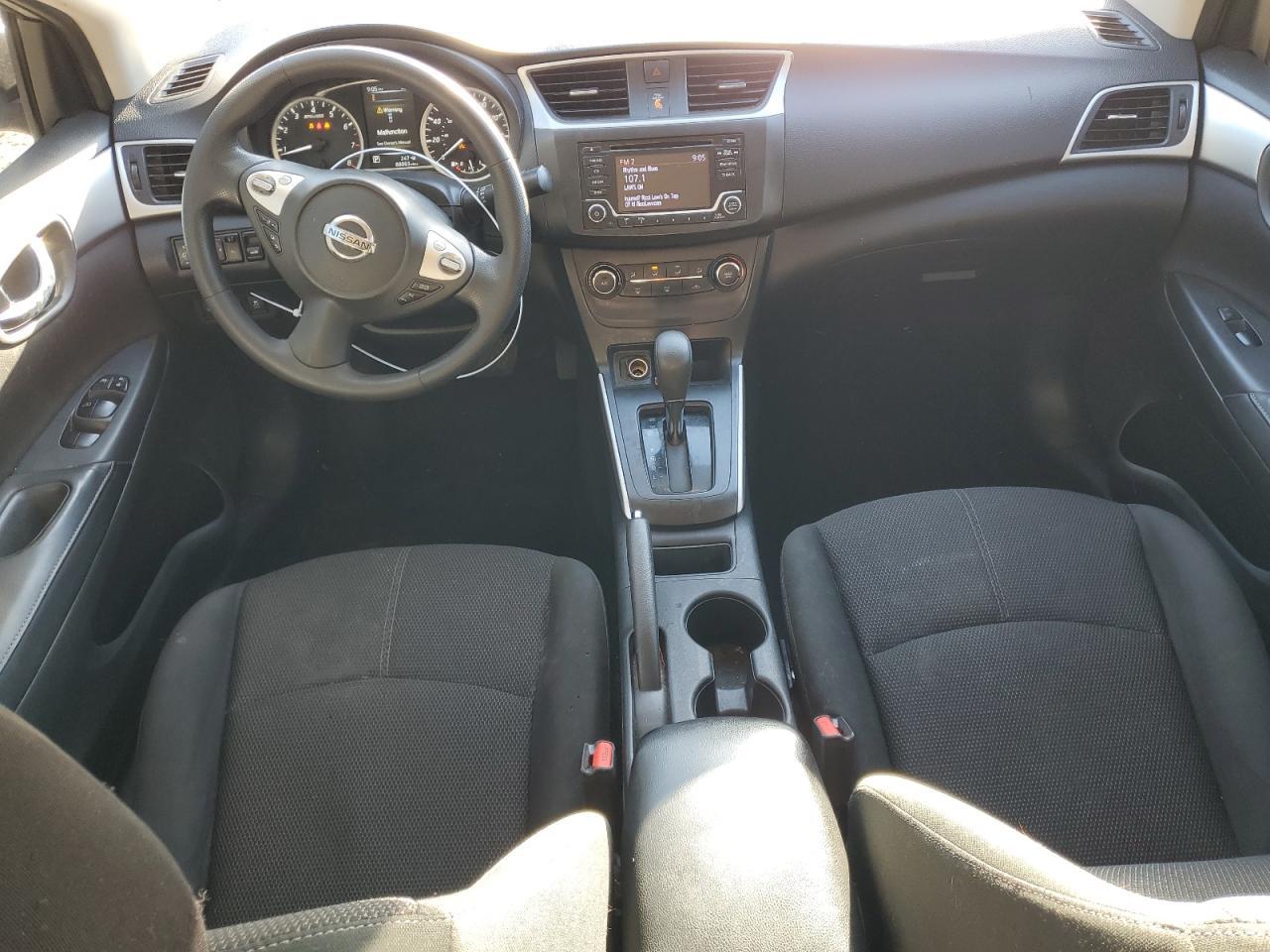 2018 Nissan Sentra S - zdjęcie 8