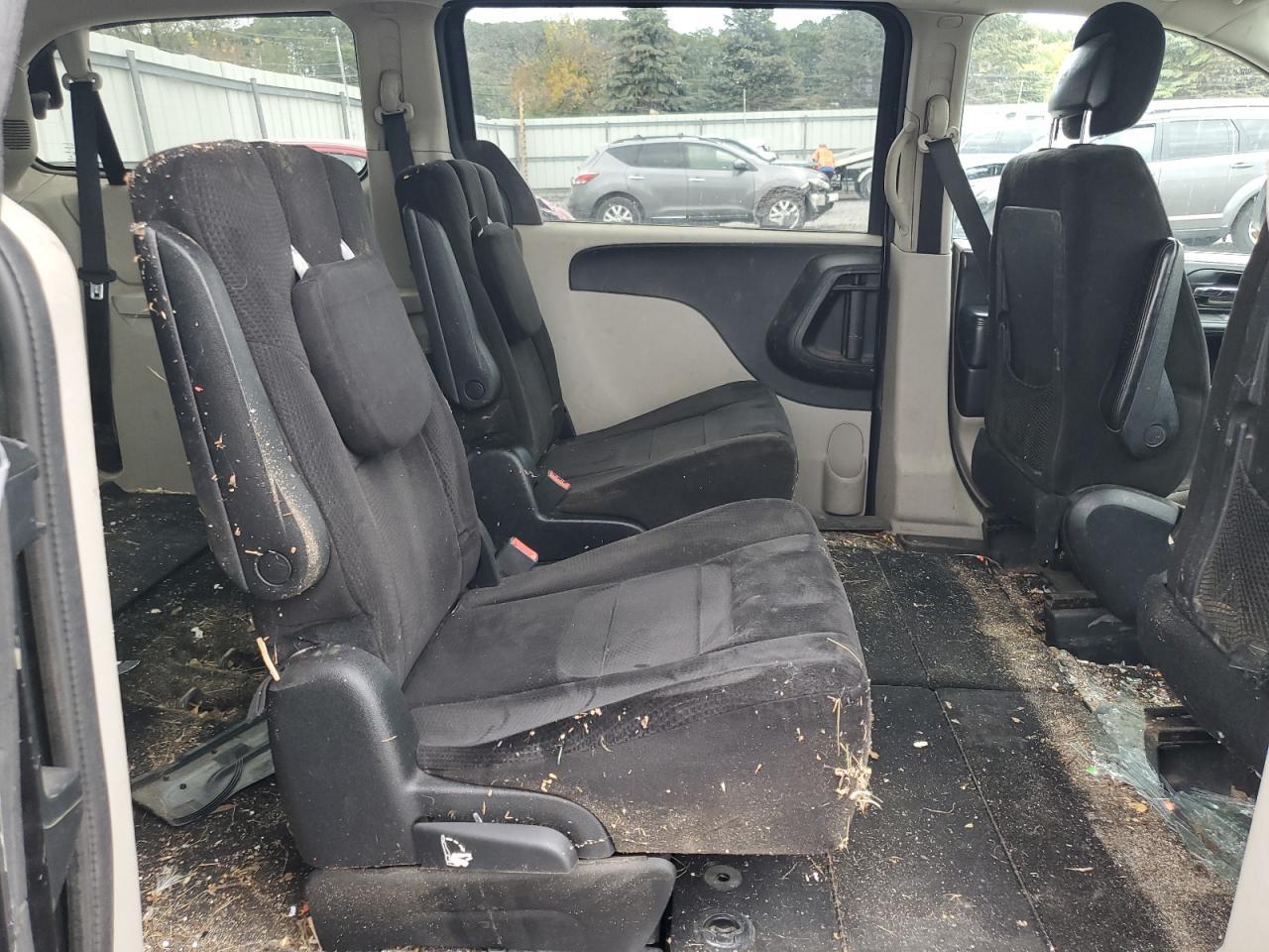 2013 Dodge Caravan - zdjęcie 11
