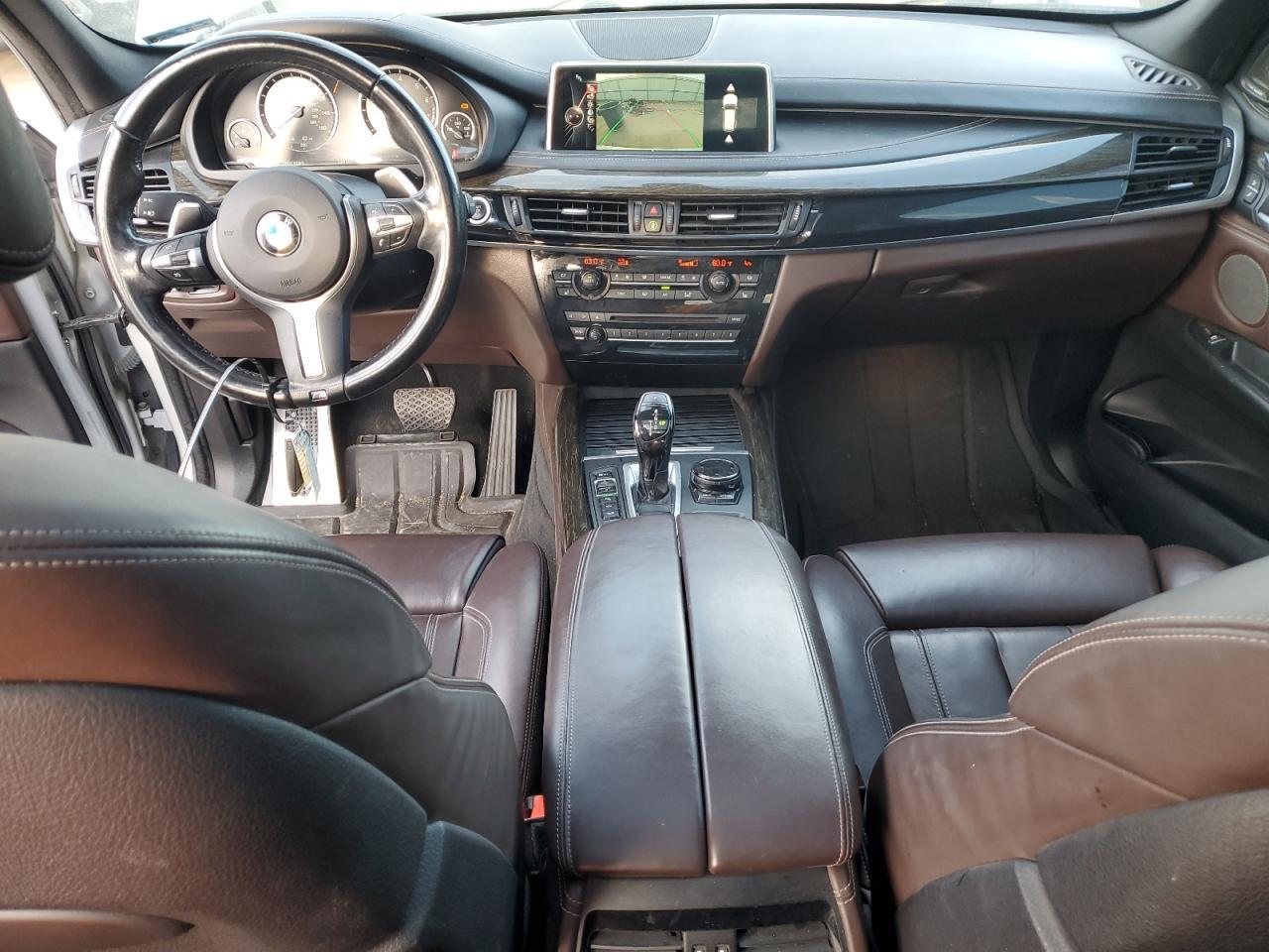 2015 BMW X5 xDrive50I - zdjęcie 8
