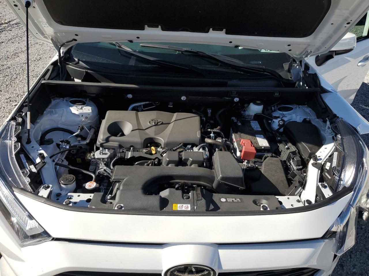 2025 Toyota RAV 4 - zdjęcie 12