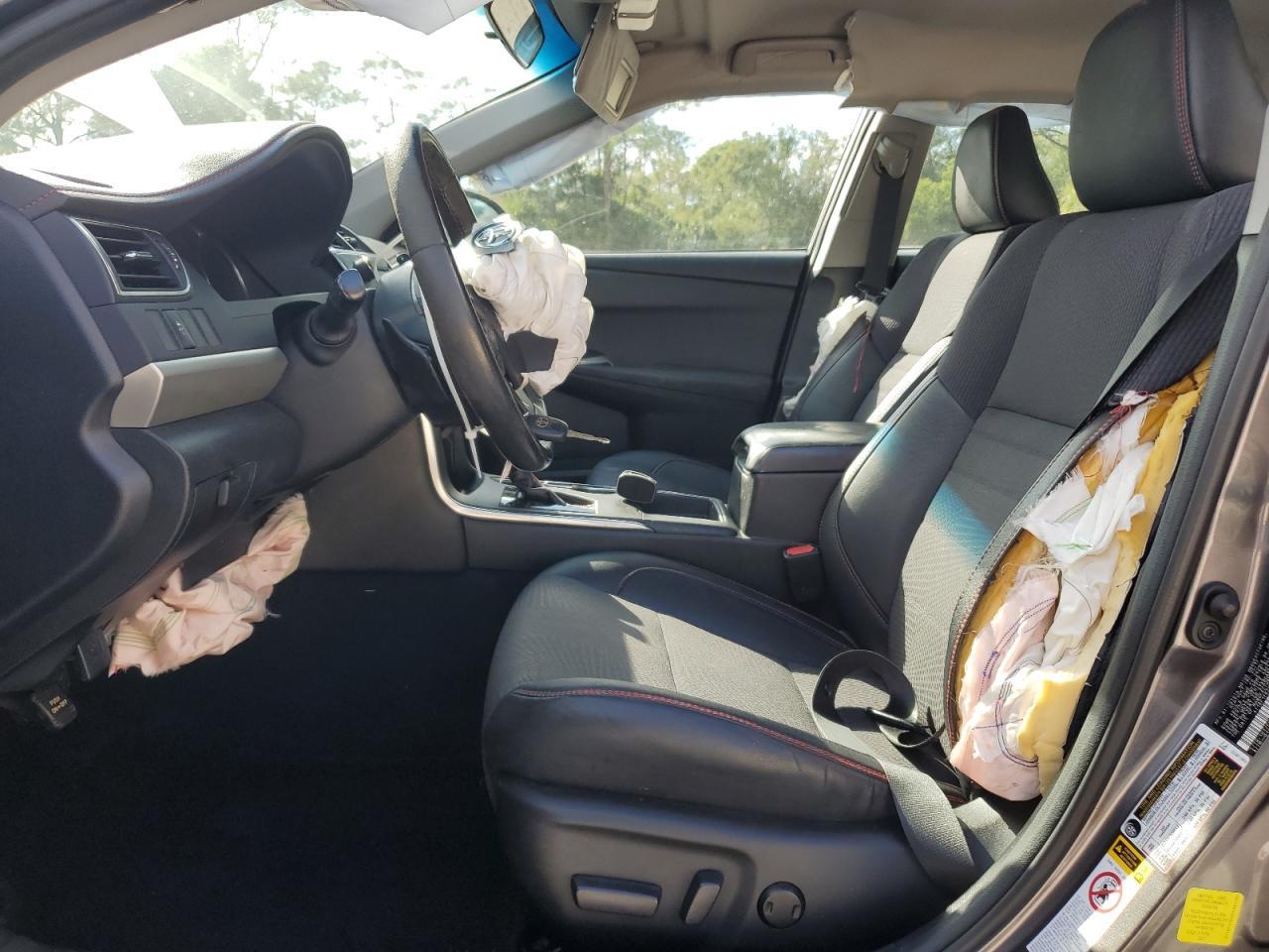 2017 Toyota Camry Le - zdjęcie 7
