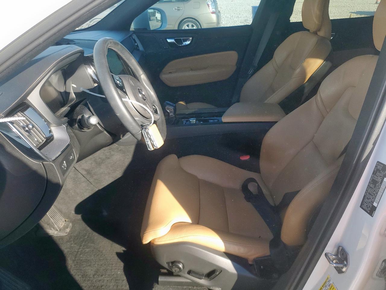 2019 Volvo XC60 - zdjęcie 7