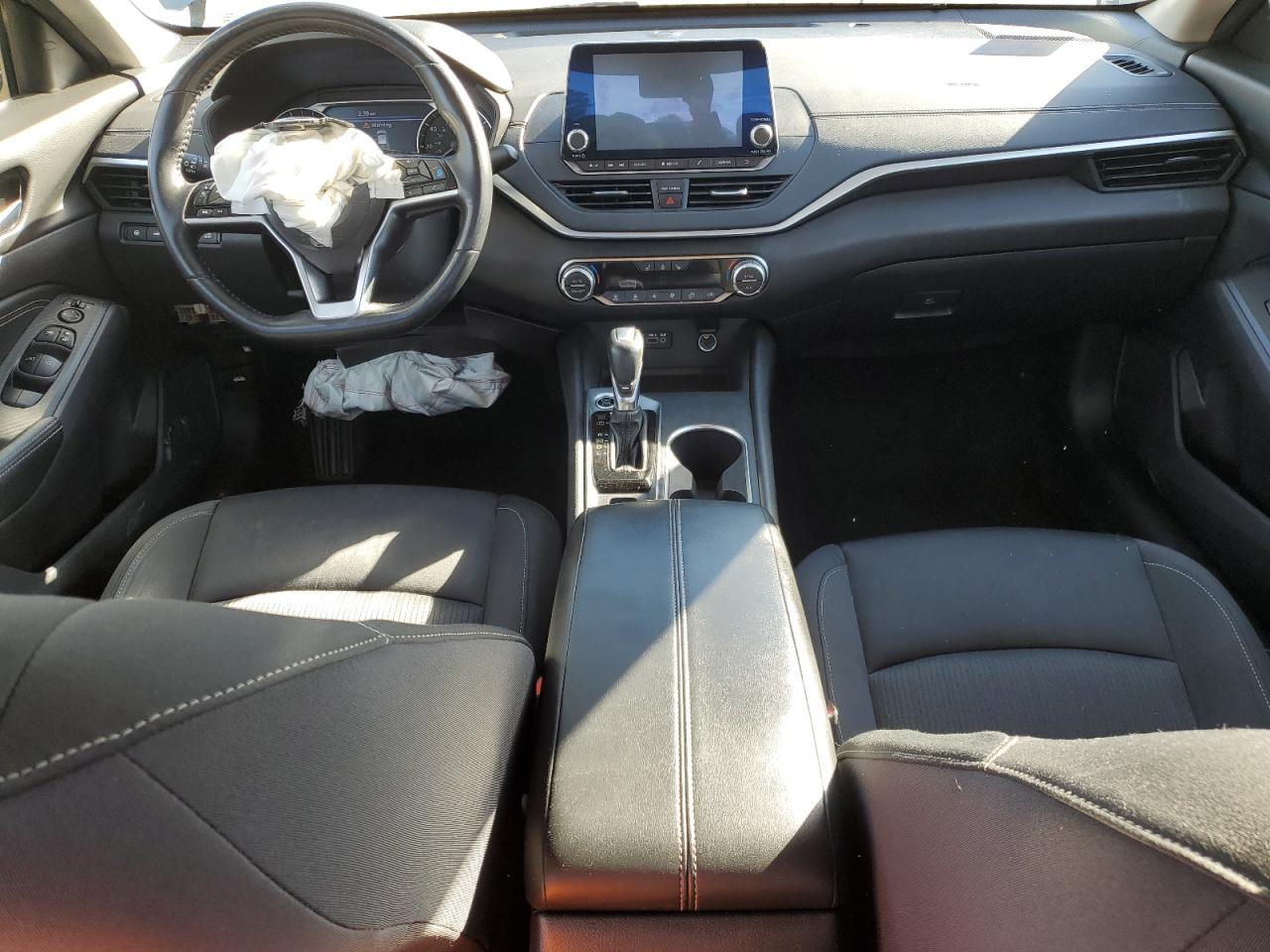 2019 Nissan Altima - zdjęcie 8