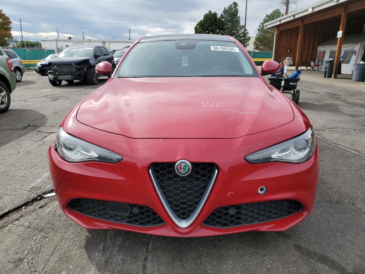 2019 Alfa Romeo Giulia Ti - zdjęcie 5