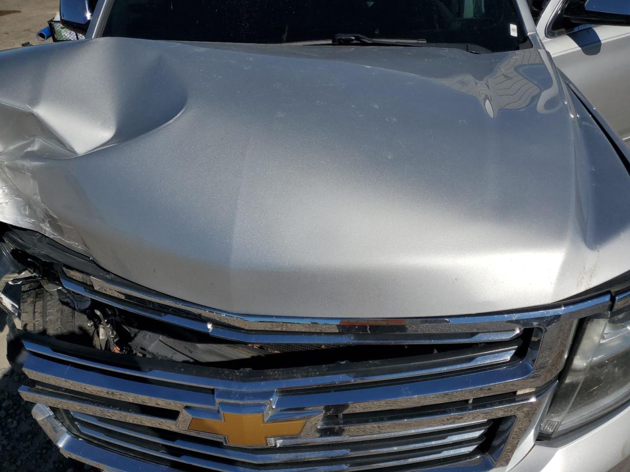 2016 Chevrolet Suburban C1500 Ltz - zdjęcie 12