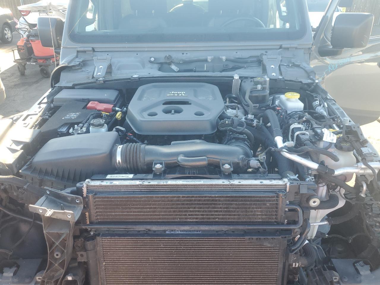 2020 Jeep Wrangler - zdjęcie 11